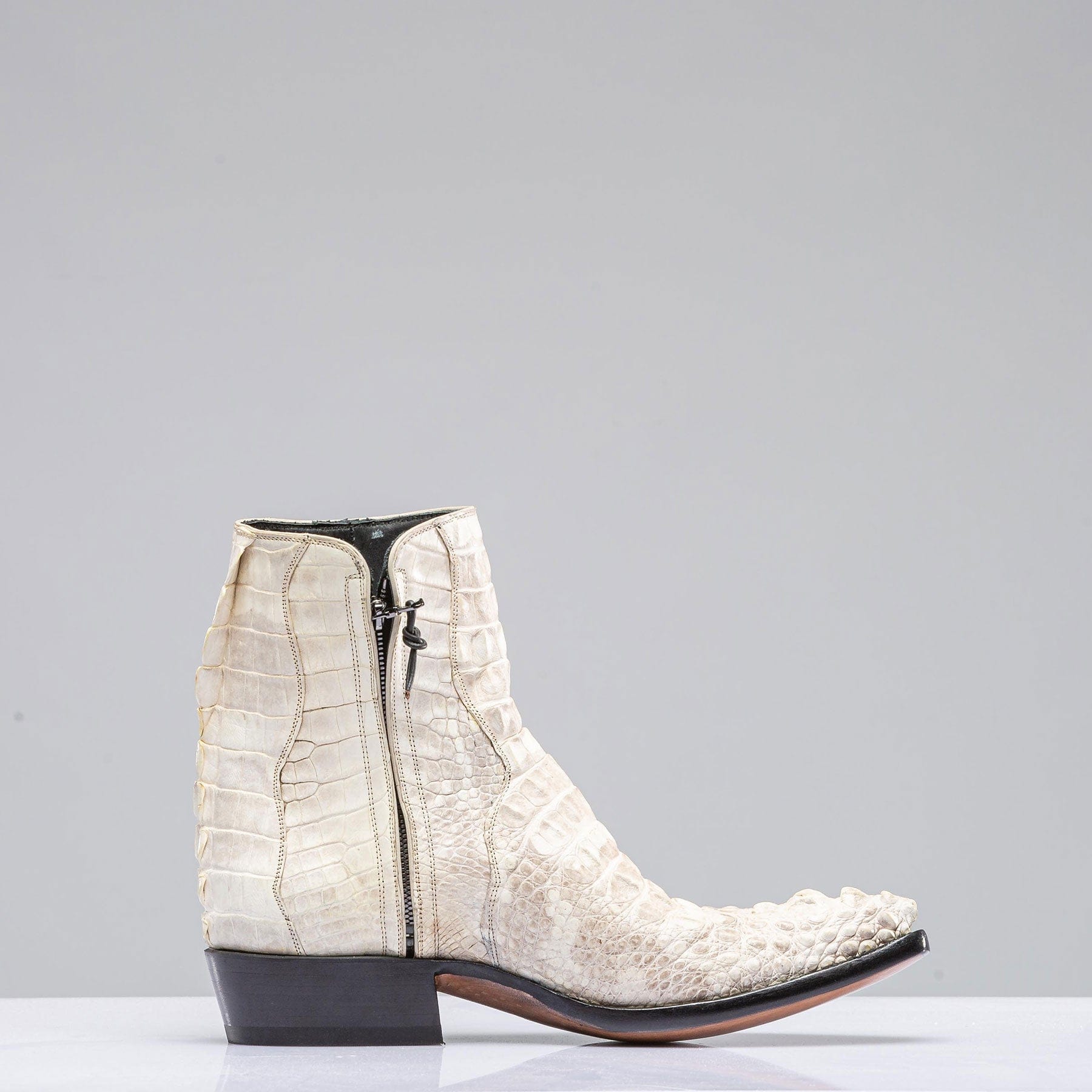 3 Piece Hornback Alligator In Ghost